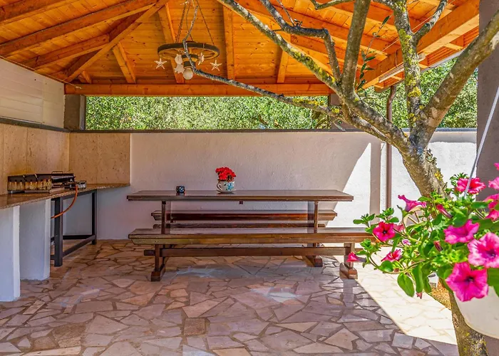 Gorgeous In With Wifi Pula