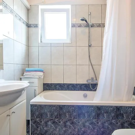 Gorgeous In With Wifi *