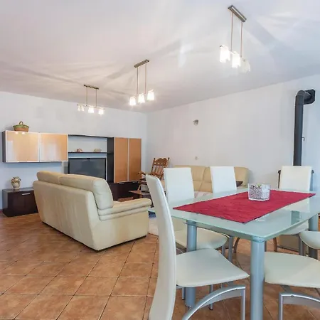 Gorgeous In With Wifi * Pula