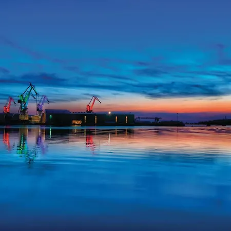 Gorgeous In With Wifi *