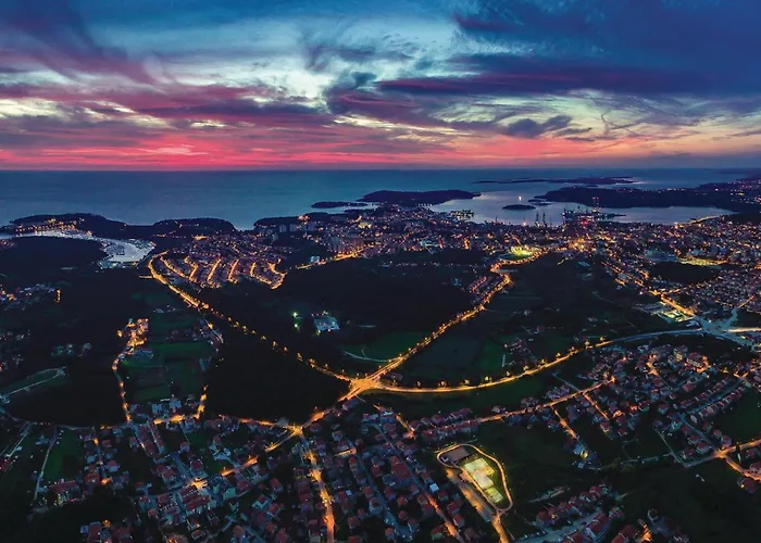 Gorgeous In With Wifi Apartman Pula